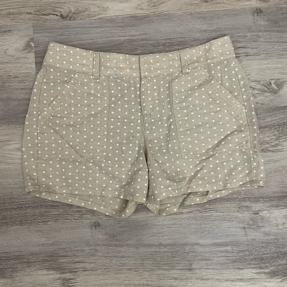 Banana Republic Beige Polka Dot Women’s Shorts